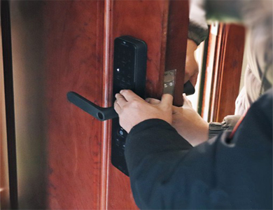 龙港24小时上门开锁公司